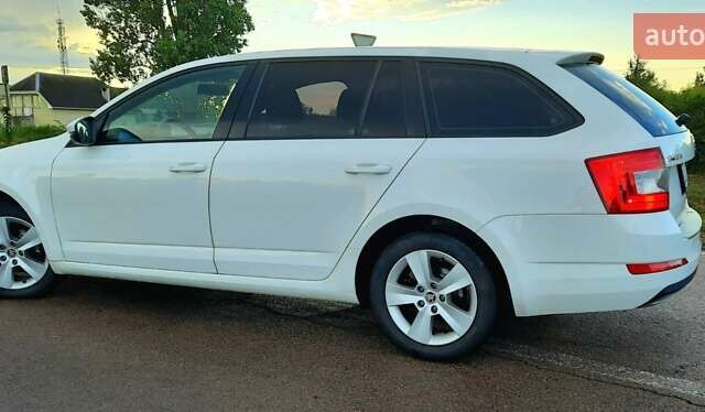 Шкода Октавія, об'ємом двигуна 1.6 л та пробігом 216 тис. км за 8932 $, фото 9 на Automoto.ua