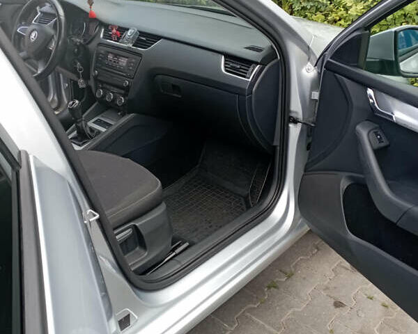 Шкода Октавия, объемом двигателя 1.6 л и пробегом 310 тыс. км за 8321 $, фото 9 на Automoto.ua
