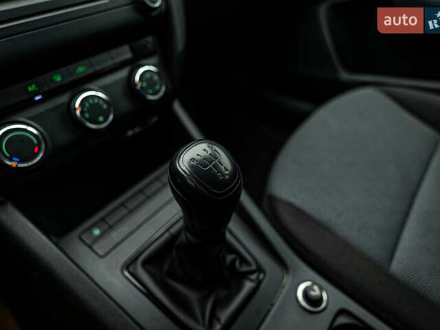 Шкода Октавия, объемом двигателя 1.2 л и пробегом 114 тыс. км за 10497 $, фото 14 на Automoto.ua