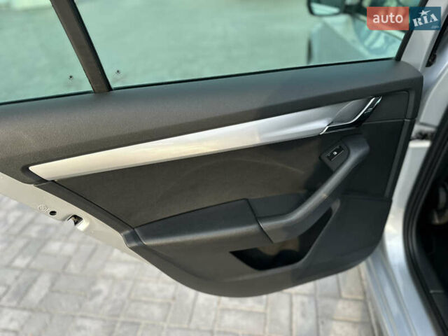 Шкода Октавия 2014 в Запорожье на Automoto.ua Шкода Октавия, объемом двигателя 1.8 л и пробегом 177 тыс. км за 13500 $, фото 56 на Automoto.ua