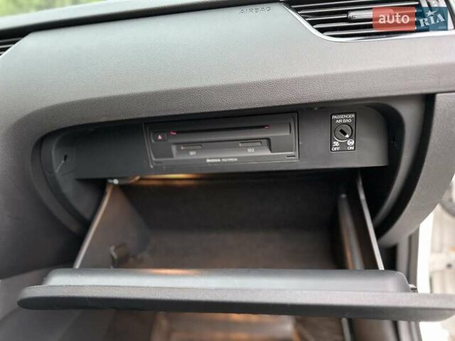 Шкода Октавия, объемом двигателя 1.97 л и пробегом 264 тыс. км за 14400 $, фото 22 на Automoto.ua