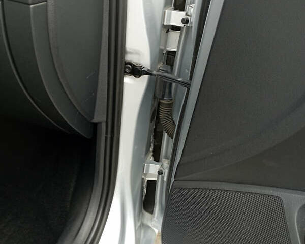 Шкода Октавия, объемом двигателя 1.6 л и пробегом 310 тыс. км за 8321 $, фото 11 на Automoto.ua