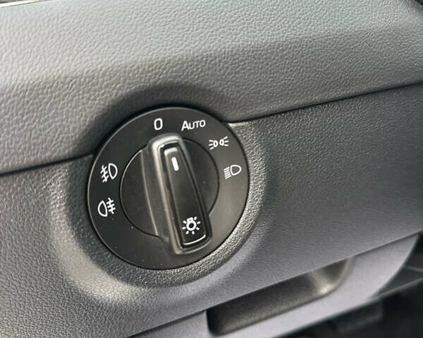 Шкода Октавия 2014 в Запорожье на Automoto.ua Шкода Октавия, объемом двигателя 1.8 л и пробегом 177 тыс. км за 13500 $, фото 35 на Automoto.ua