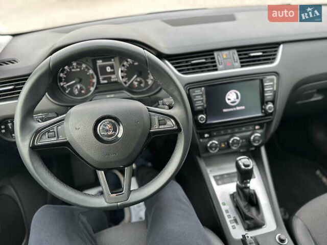 Шкода Октавия 2014 в Запорожье на Automoto.ua Шкода Октавия, объемом двигателя 1.8 л и пробегом 177 тыс. км за 13500 $, фото 39 на Automoto.ua