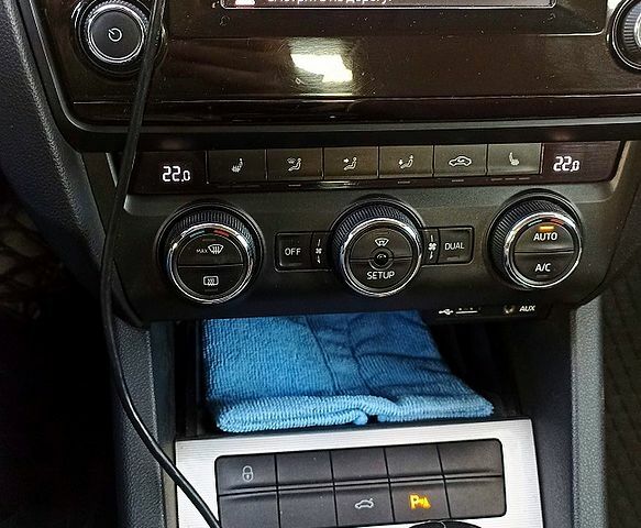 Шкода Октавія, об'ємом двигуна 2 л та пробігом 250 тис. км за 10250 $, фото 5 на Automoto.ua