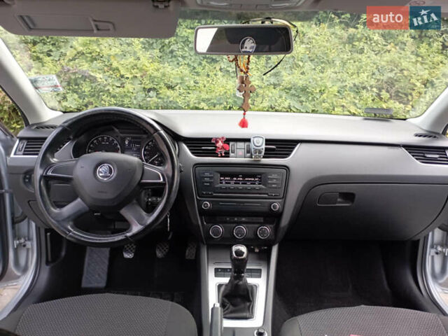 Шкода Октавия, объемом двигателя 1.6 л и пробегом 310 тыс. км за 8321 $, фото 6 на Automoto.ua