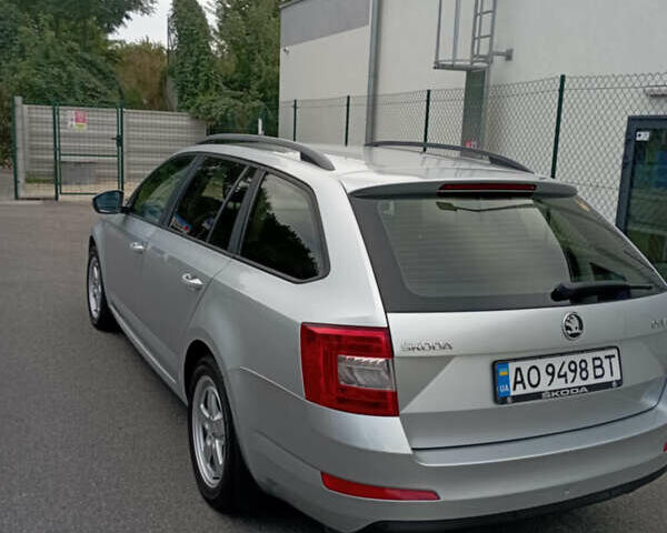 Шкода Октавия, объемом двигателя 1.6 л и пробегом 310 тыс. км за 8321 $, фото 1 на Automoto.ua