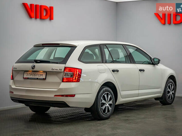 Шкода Октавия, объемом двигателя 1.2 л и пробегом 114 тыс. км за 10497 $, фото 1 на Automoto.ua