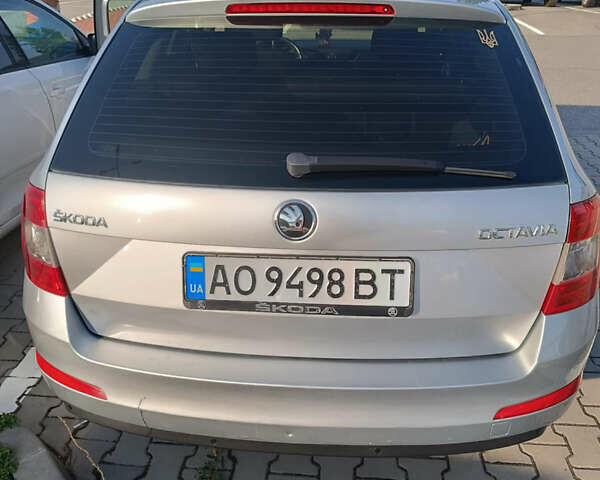 Шкода Октавия, объемом двигателя 1.6 л и пробегом 310 тыс. км за 8321 $, фото 5 на Automoto.ua
