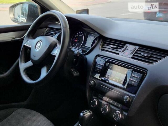 Шкода Октавия, объемом двигателя 1.6 л и пробегом 225 тыс. км за 10400 $, фото 22 на Automoto.ua