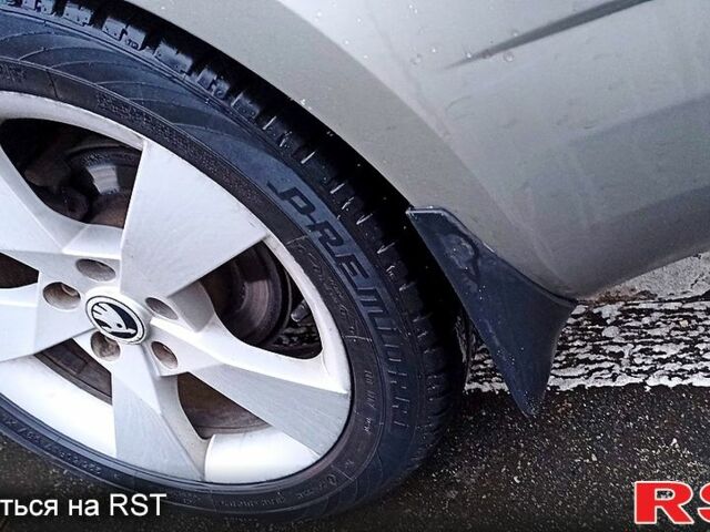 Шкода Октавія, об'ємом двигуна 2 л та пробігом 250 тис. км за 10250 $, фото 10 на Automoto.ua