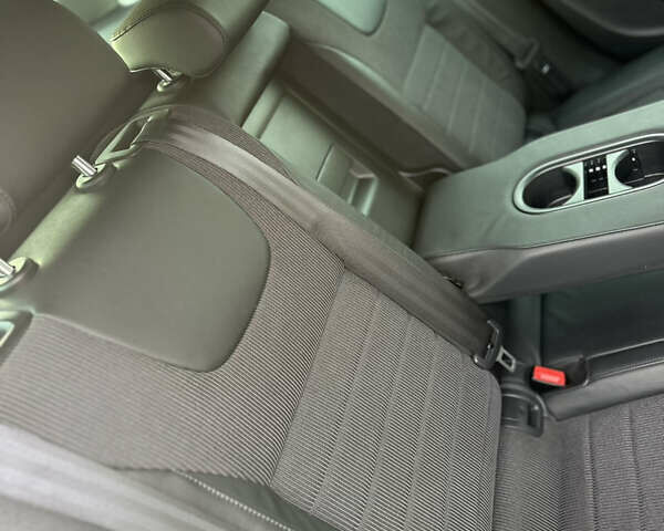 Шкода Октавия 2014 в Запорожье на Automoto.ua Шкода Октавия, объемом двигателя 1.8 л и пробегом 177 тыс. км за 13500 $, фото 68 на Automoto.ua