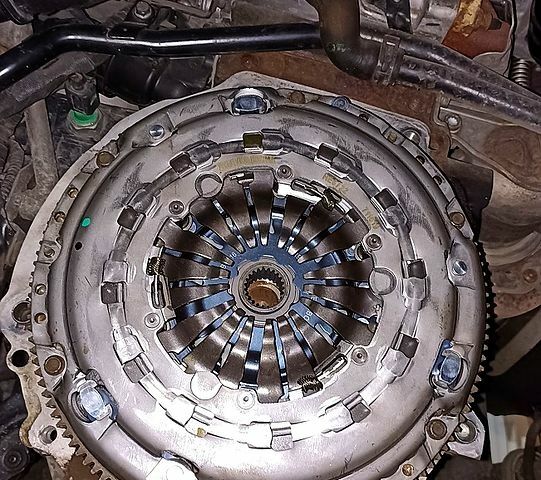 Шкода Октавія, об'ємом двигуна 2 л та пробігом 250 тис. км за 10250 $, фото 12 на Automoto.ua