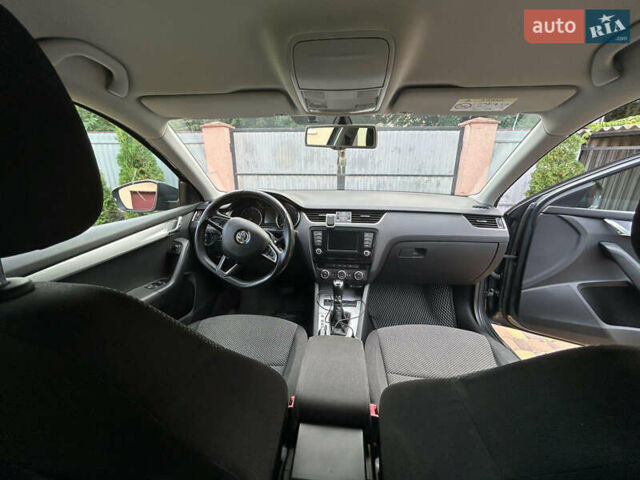 Шкода Октавия, объемом двигателя 1.6 л и пробегом 360 тыс. км за 9600 $, фото 7 на Automoto.ua
