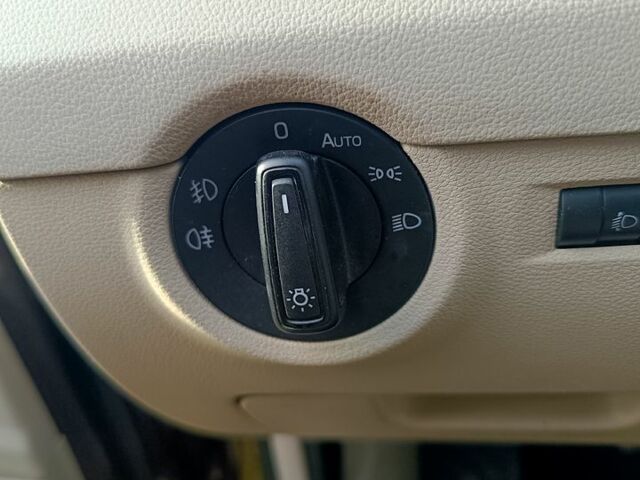 Шкода Октавия, объемом двигателя 1.6 л и пробегом 258 тыс. км за 9200 $, фото 4 на Automoto.ua
