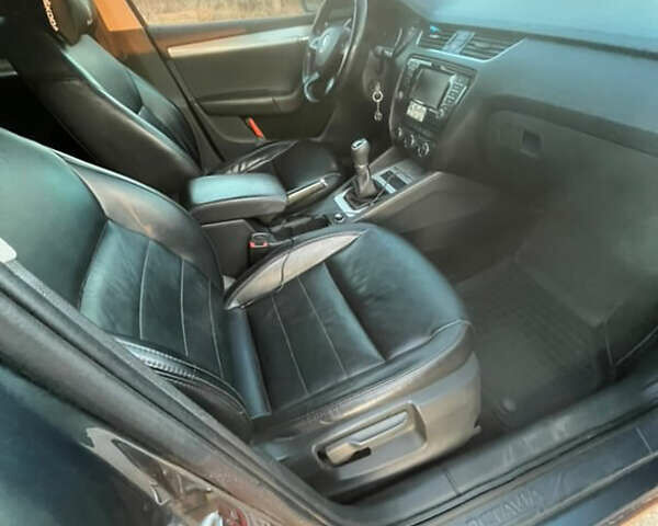 Шкода Октавія, об'ємом двигуна 1.6 л та пробігом 260 тис. км за 9950 $, фото 8 на Automoto.ua