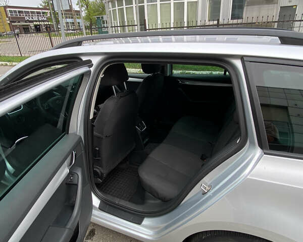 Шкода Октавия, объемом двигателя 1.6 л и пробегом 298 тыс. км за 9450 $, фото 12 на Automoto.ua