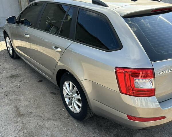 Шкода Октавия, объемом двигателя 1.6 л и пробегом 233 тыс. км за 11000 $, фото 3 на Automoto.ua