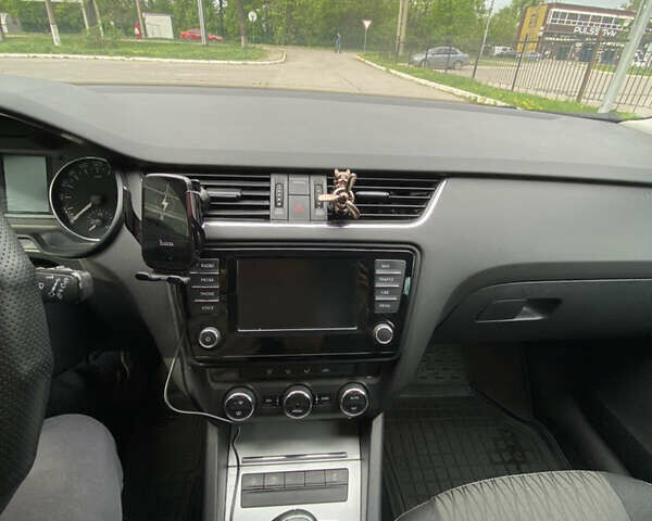 Шкода Октавия, объемом двигателя 1.6 л и пробегом 298 тыс. км за 9450 $, фото 19 на Automoto.ua