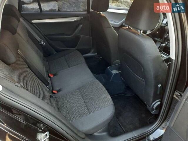 Шкода Октавия, объемом двигателя 1.6 л и пробегом 304 тыс. км за 9600 $, фото 17 на Automoto.ua