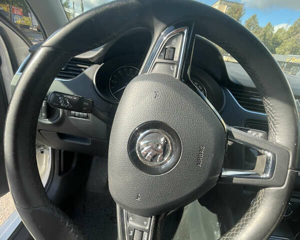 Шкода Октавія, об'ємом двигуна 1.6 л та пробігом 276 тис. км за 10300 $, фото 7 на Automoto.ua