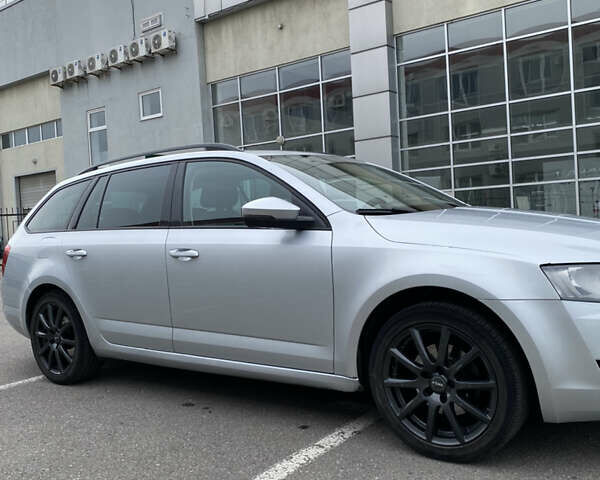 Шкода Октавия, объемом двигателя 1.6 л и пробегом 298 тыс. км за 9450 $, фото 4 на Automoto.ua