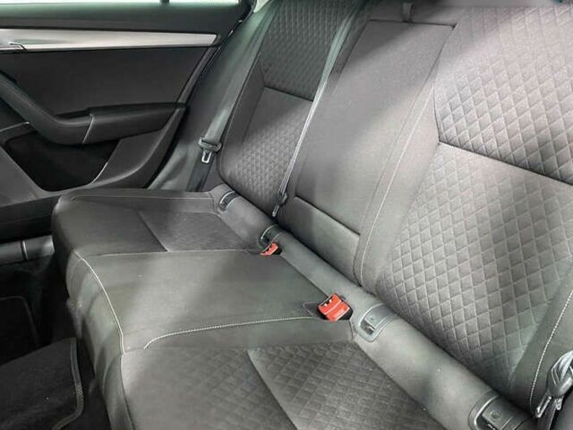 Шкода Октавия, объемом двигателя 1.6 л и пробегом 221 тыс. км за 12250 $, фото 22 на Automoto.ua