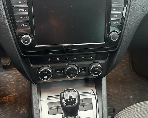 Шкода Октавия, объемом двигателя 1.97 л и пробегом 151 тыс. км за 14700 $, фото 3 на Automoto.ua