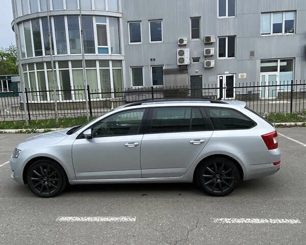 Шкода Октавия, объемом двигателя 1.6 л и пробегом 298 тыс. км за 9450 $, фото 6 на Automoto.ua