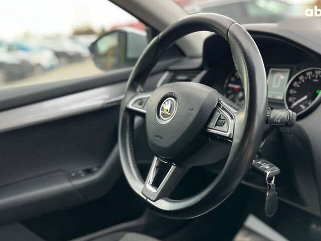 Шкода Октавия, объемом двигателя 1.6 л и пробегом 305 тыс. км за 11600 $, фото 16 на Automoto.ua