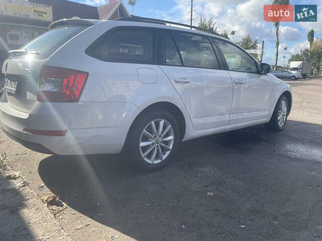 Шкода Октавія, об'ємом двигуна 1.6 л та пробігом 276 тис. км за 10300 $, фото 12 на Automoto.ua