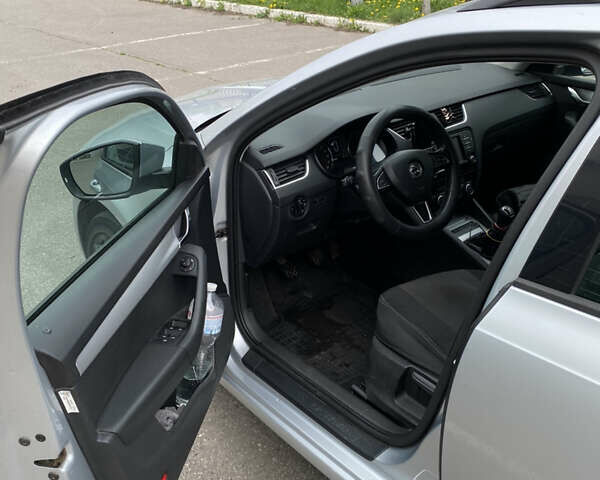 Шкода Октавия, объемом двигателя 1.6 л и пробегом 298 тыс. км за 9450 $, фото 10 на Automoto.ua