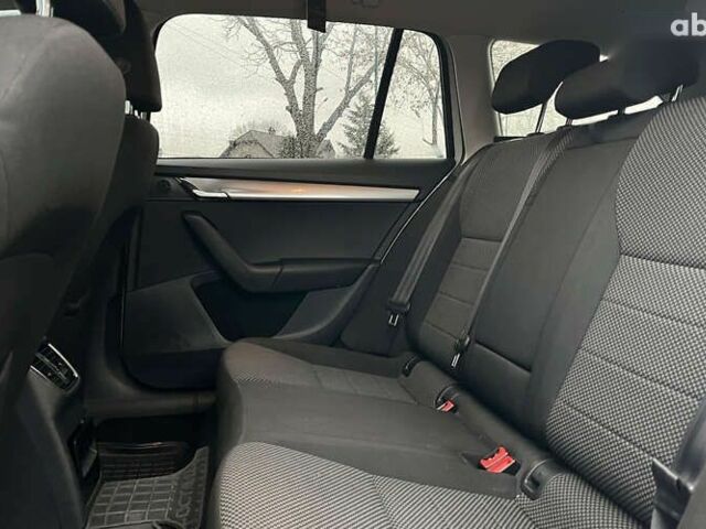 Шкода Октавия, объемом двигателя 1.6 л и пробегом 260 тыс. км за 10800 $, фото 19 на Automoto.ua