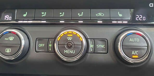 Шкода Октавія, об'ємом двигуна 2 л та пробігом 217 тис. км за 12950 $, фото 21 на Automoto.ua