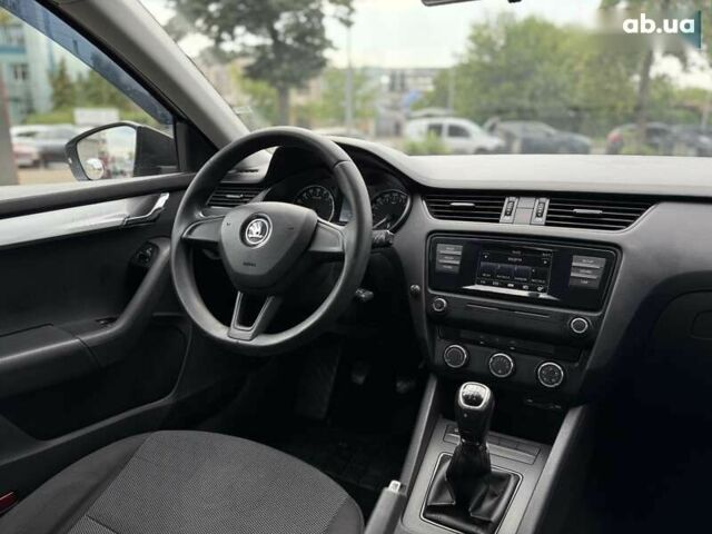 Шкода Октавия, объемом двигателя 1.6 л и пробегом 290 тыс. км за 7999 $, фото 9 на Automoto.ua