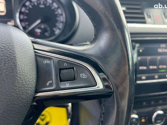 Шкода Октавия, объемом двигателя 1.6 л и пробегом 230 тыс. км за 11300 $, фото 9 на Automoto.ua