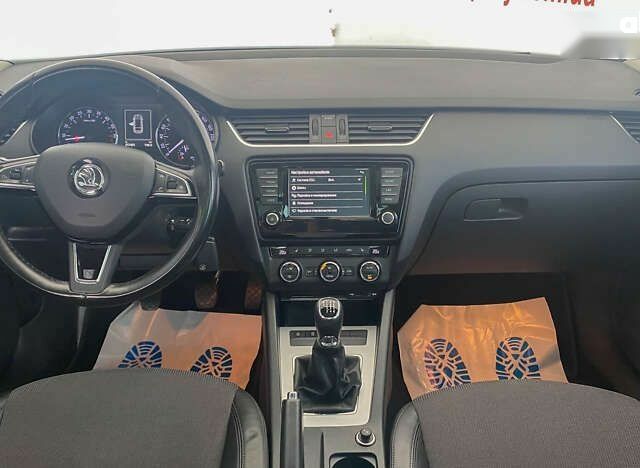 Шкода Октавія, об'ємом двигуна 2 л та пробігом 217 тис. км за 12950 $, фото 18 на Automoto.ua