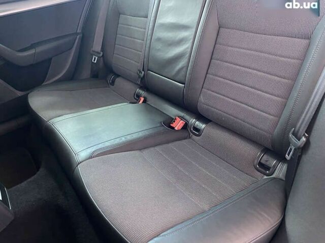 Шкода Октавия, объемом двигателя 1.6 л и пробегом 229 тыс. км за 12850 $, фото 7 на Automoto.ua