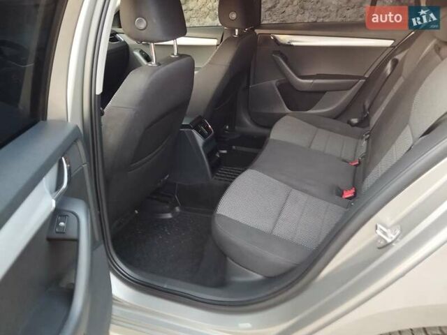 Шкода Октавия, объемом двигателя 0 л и пробегом 254 тыс. км за 13400 $, фото 9 на Automoto.ua