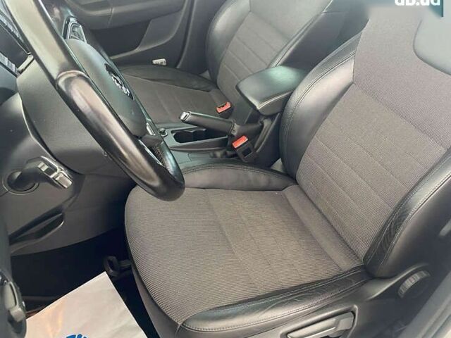 Шкода Октавія, об'ємом двигуна 2 л та пробігом 217 тис. км за 12950 $, фото 5 на Automoto.ua