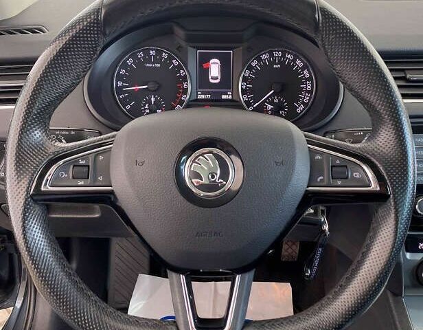 Шкода Октавия, объемом двигателя 1.6 л и пробегом 229 тыс. км за 12850 $, фото 15 на Automoto.ua