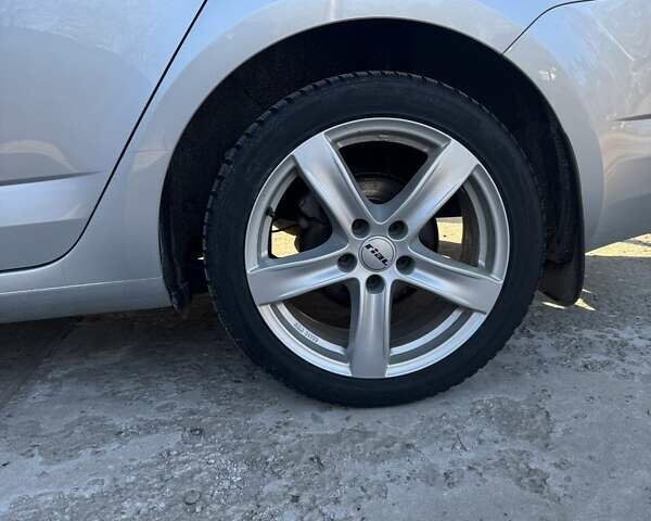 Шкода Октавия, объемом двигателя 1.6 л и пробегом 268 тыс. км за 11900 $, фото 19 на Automoto.ua