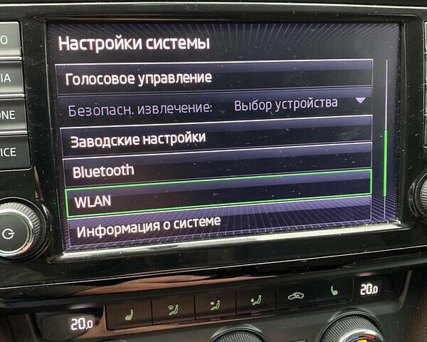 Шкода Октавія, об'ємом двигуна 2 л та пробігом 247 тис. км за 14499 $, фото 10 на Automoto.ua