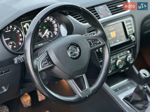 Шкода Октавія, об'ємом двигуна 2 л та пробігом 227 тис. км за 11599 $, фото 11 на Automoto.ua