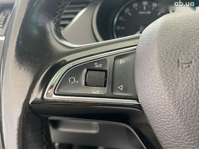 Шкода Октавія, об'ємом двигуна 2 л та пробігом 217 тис. км за 12950 $, фото 10 на Automoto.ua