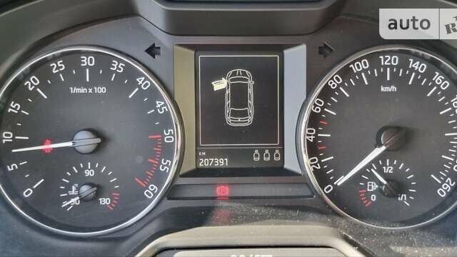 Шкода Октавія, об'ємом двигуна 2 л та пробігом 207 тис. км за 11999 $, фото 19 на Automoto.ua