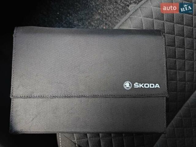 Шкода Октавия, объемом двигателя 1.6 л и пробегом 244 тыс. км за 12200 $, фото 3 на Automoto.ua