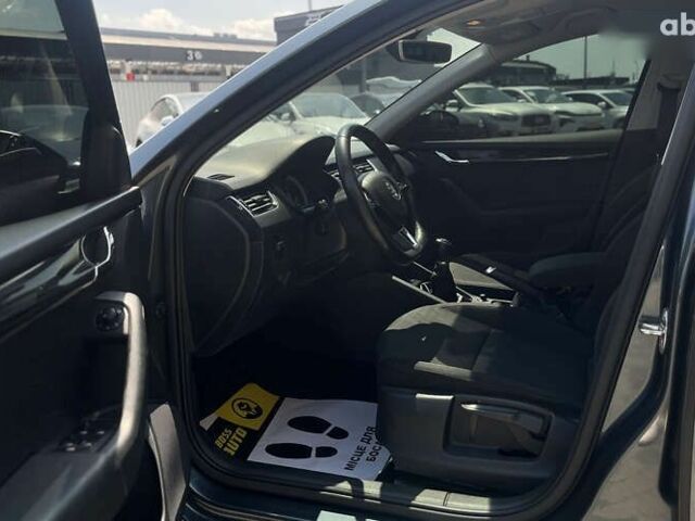 Шкода Октавія, об'ємом двигуна 1.6 л та пробігом 269 тис. км за 13999 $, фото 15 на Automoto.ua