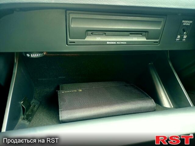 Шкода Октавія, об'ємом двигуна 2 л та пробігом 246 тис. км за 14500 $, фото 10 на Automoto.ua