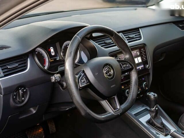 Шкода Октавия, объемом двигателя 2 л и пробегом 350 тыс. км за 13500 $, фото 18 на Automoto.ua